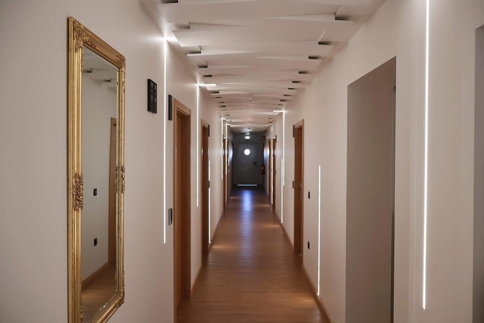 Hotel Santhyago Трофа Экстерьер фото
